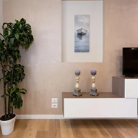 Sunshine 公寓 西尼加利亚